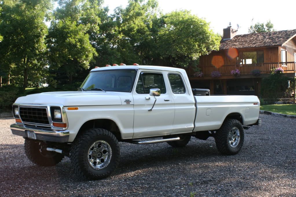 79 Ford F250 Highboy. This is my 1979 F250 sitting