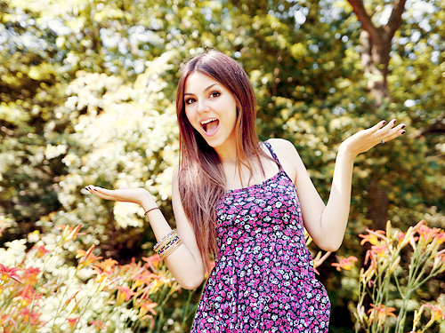 tumblr ll00uhRrK01qbfppso1 500png victoria justice