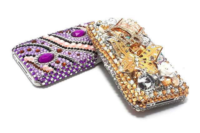 IMAGE: http://i827.photobucket.com/albums/zz198/SitaraPhotos/Lightbox/iPhoneBling.jpg